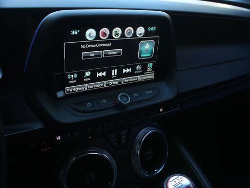 Used 2016 Chevrolet Camaro SS image 19