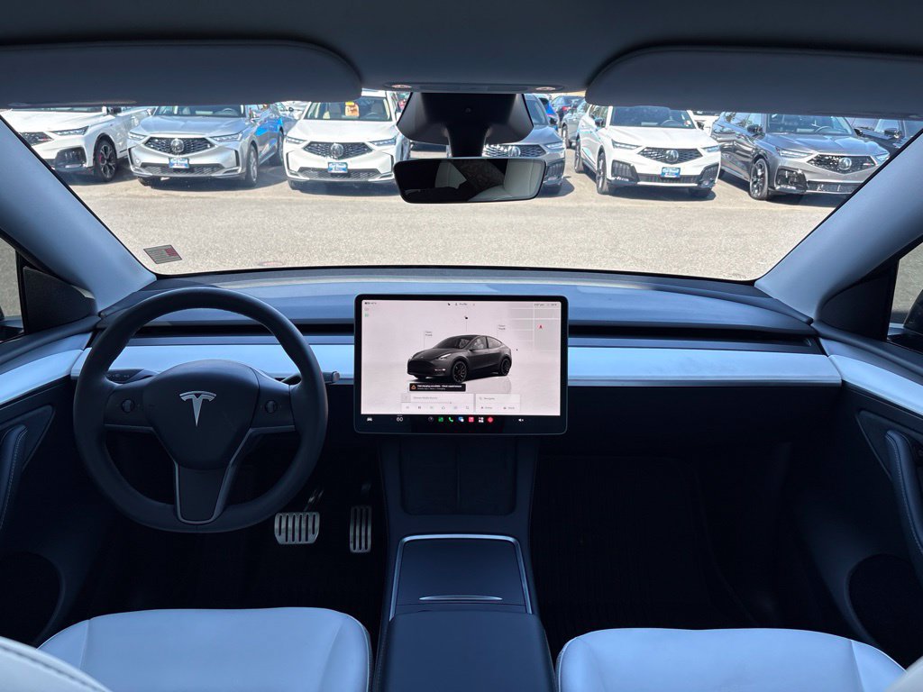 Used 2023 Tesla Model Y Performance AWD/4WD image 26