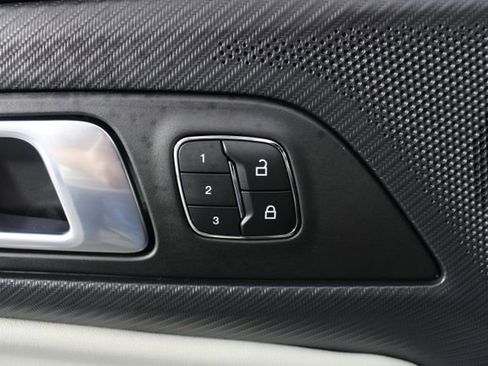 Used 2025 Ford Mustang GT Premium image 15