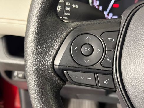 Used 2025 Toyota RAV4 XLE w/ Convenience Package FWD image 26