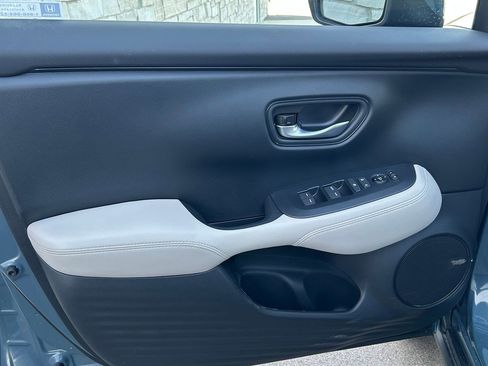 New 2026 Honda HR-V LX image 9