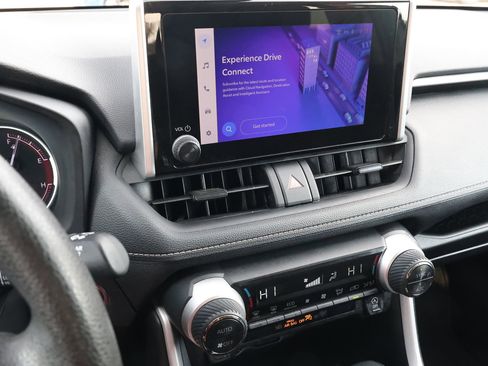 Used 2024 Toyota RAV4 XLE image 19