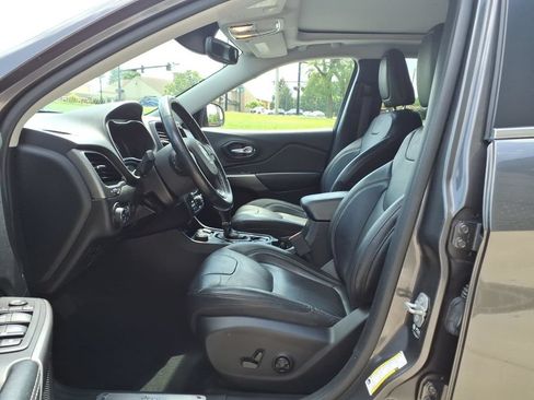 Used 2021 Jeep Cherokee Limited AWD/4WD image 13