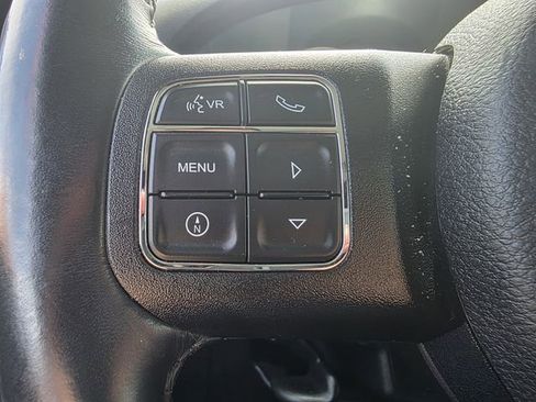 Used 2017 Jeep Wrangler Unlimited Rubicon w/ Connectivity Group AWD/4WD image 15