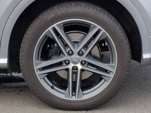 Used 2018 Audi SQ5 Premium Plus w/ Navigation Package image 14