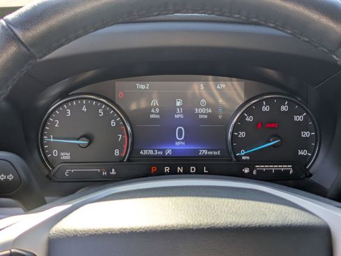 Used 2024 Ford Explorer XLT w/ Equipment Group 202A image 17