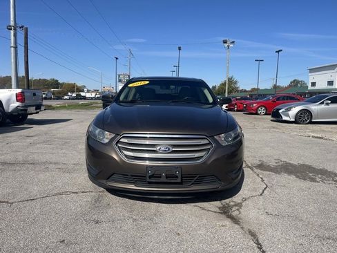 Used 2015 Ford Taurus SEL w/ Equipment Group 201A image 2