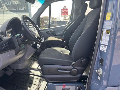 Used 2018 Mercedes-Benz Sprinter 2500 image 8