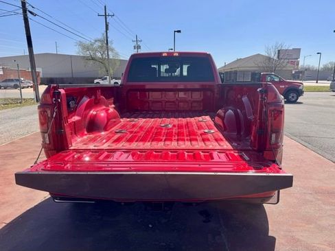 New 2026 RAM 3500 Laramie AWD/4WD image 7