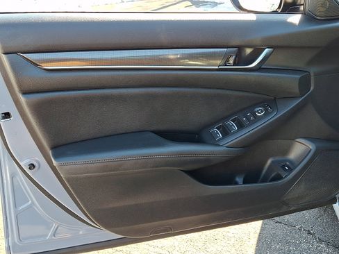 Used 2022 Honda Accord Sport image 13