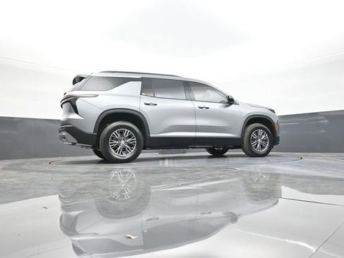 New 2026 Chevrolet Traverse LT w/ Driver Confidence Package image 46