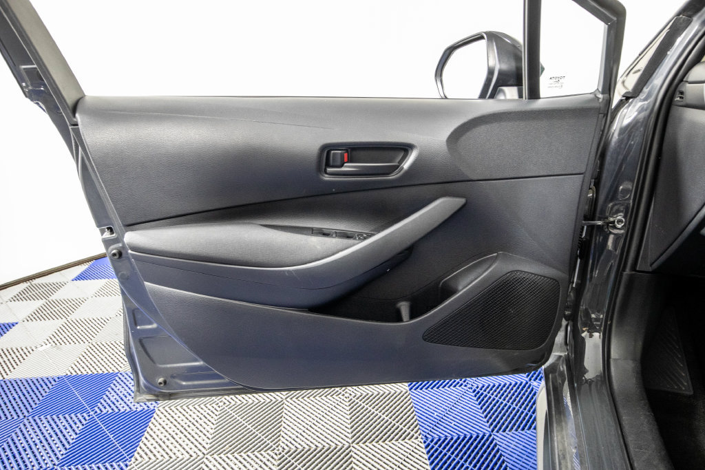 Used 2024 Toyota Corolla LE FWD image 13