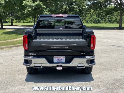 Used 2022 GMC Sierra 1500 SLT w/ SLT Premium Plus Package image 18