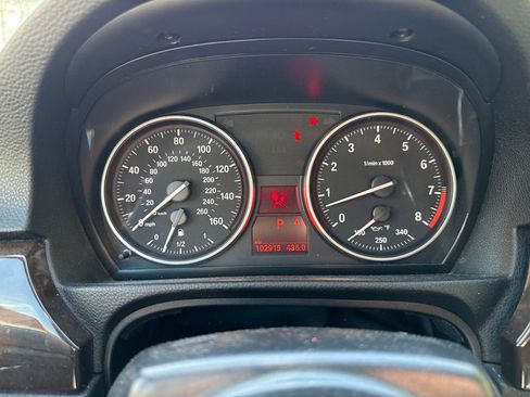 Used 2011 BMW 328i Convertible image 15