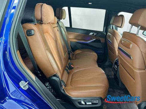 Used 2025 BMW X7 M60i image 14