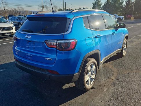 Used 2022 Jeep Compass Latitude AWD/4WD image 2