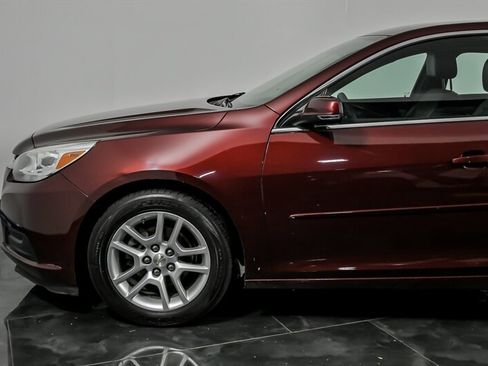 Used 2015 Chevrolet Malibu LT w/ Power Convenience Package FWD image 6