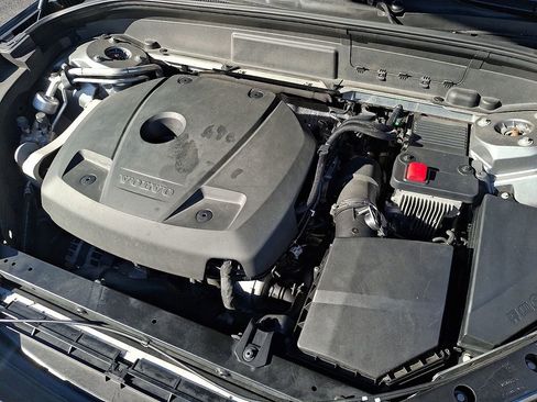 Used 2021 Volvo XC60 T5 Inscription image 26