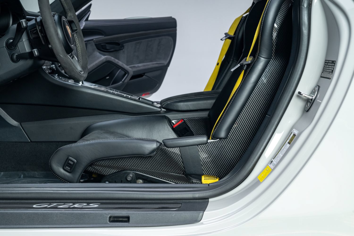 Used 2018 Porsche 911 GT2 RS RWD image 57