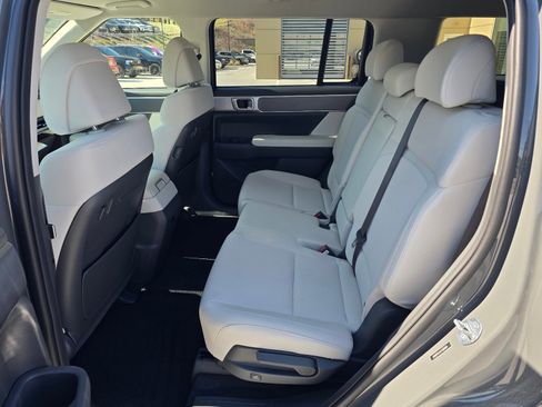 New 2026 Hyundai Santa Fe SE image 11