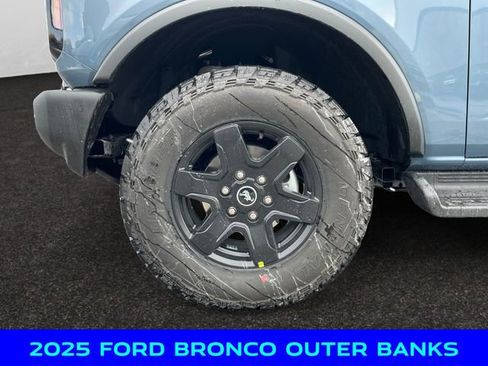 New 2025 Ford Bronco Outer Banks image 14