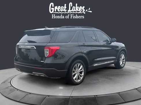 Used 2020 Ford Explorer XLT w/ Equipment Group 202A AWD/4WD image 5