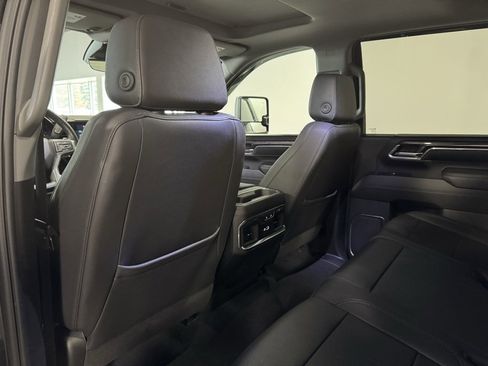 Used 2024 Chevrolet Silverado 3500 LTZ w/ LTZ Plus Package image 16