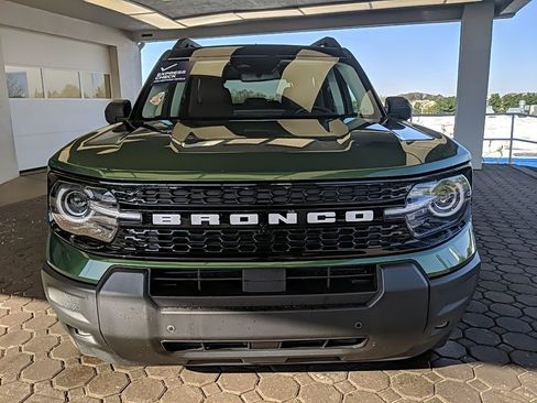 Used 2025 Ford Bronco Sport Outer Banks w/ Outer Banks Tech Package+ AWD/4WD image 2