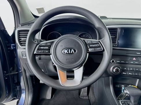 Used 2020 Kia Sportage LX FWD image 12