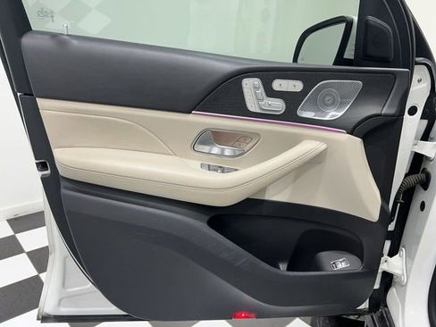 Used 2020 Mercedes-Benz GLS 450 4MATIC image 22