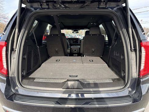 Used 2024 GMC Yukon Denali w/ Max Trailering Package image 4
