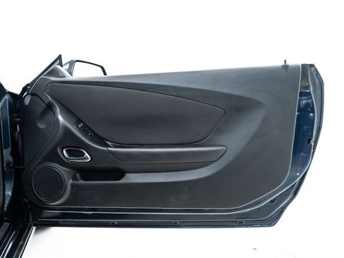 Used 2015 Chevrolet Camaro SS w/ SS Performance Package image 21