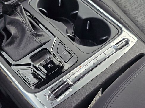 New 2026 Kia Carnival SX Prestige FWD image 36