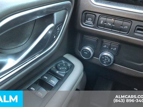 Used 2021 GMC Yukon SLE image 19