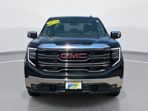 Used 2026 GMC Sierra 1500 SLT AWD/4WD image 2
