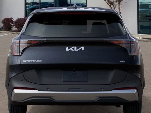 New 2026 Kia Sportage LX image 13