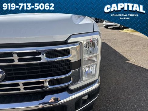 New 2026 Ford F350 XL w/ XL Chrome Package AWD/4WD image 13
