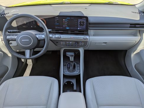 Used 2024 Hyundai Kona SEL FWD image 15