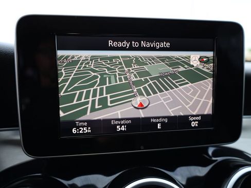 Used 2015 Mercedes-Benz C 300 Sedan image 32