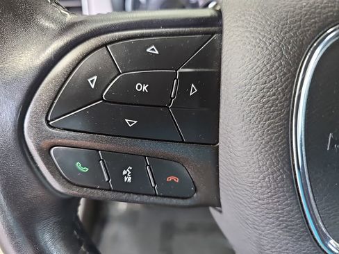 Used 2023 Dodge Charger SXT image 17