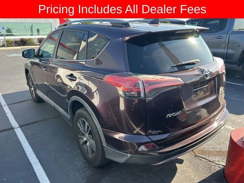 Used 2017 Toyota RAV4 XLE FWD image 8