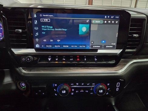 Used 2024 Chevrolet Silverado 2500 LTZ w/ LTZ Premium Package AWD/4WD image 53