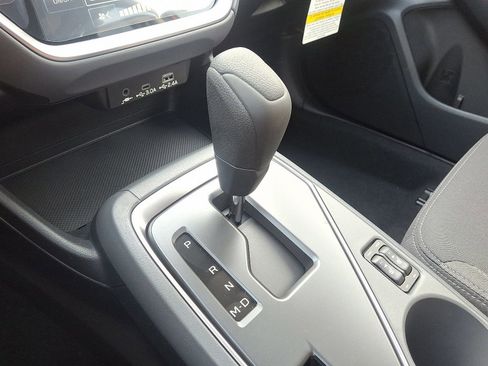 Used 2025 Subaru Crosstrek 2.0i Premium image 12