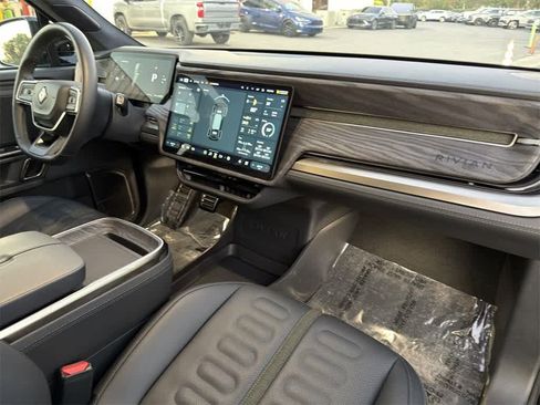 Used 2022 Rivian R1S Launch Edition image 43