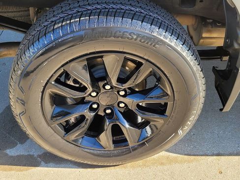 Used 2023 Chevrolet Silverado 1500 Custom w/ LPO, Dark Essentials Package image 6