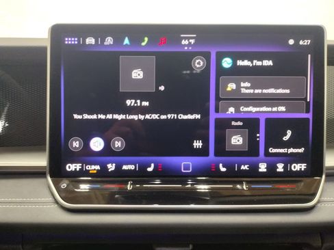 New 2025 Volkswagen Tiguan SE image 30