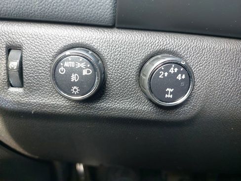 Used 2016 Chevrolet Colorado Z71 AWD/4WD image 28
