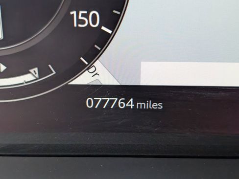 Used 2019 Land Rover Range Rover Sport HSE image 15