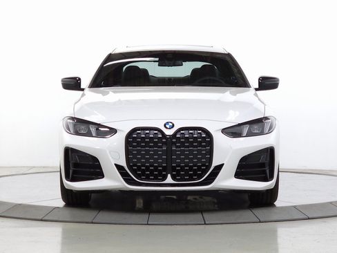 Certified 2025 BMW 430i xDrive 430i xDrive w/ M Sport Package image 2