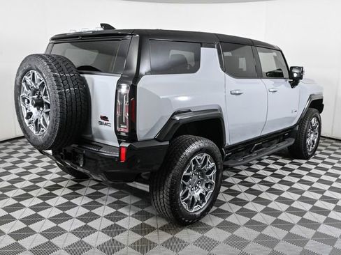 New 2025 GMC Hummer EV 3X w/ LPO, Cargo Utility Package image 27